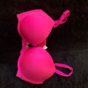 Hot Pink Victoria’s Secret Push Up 34DD